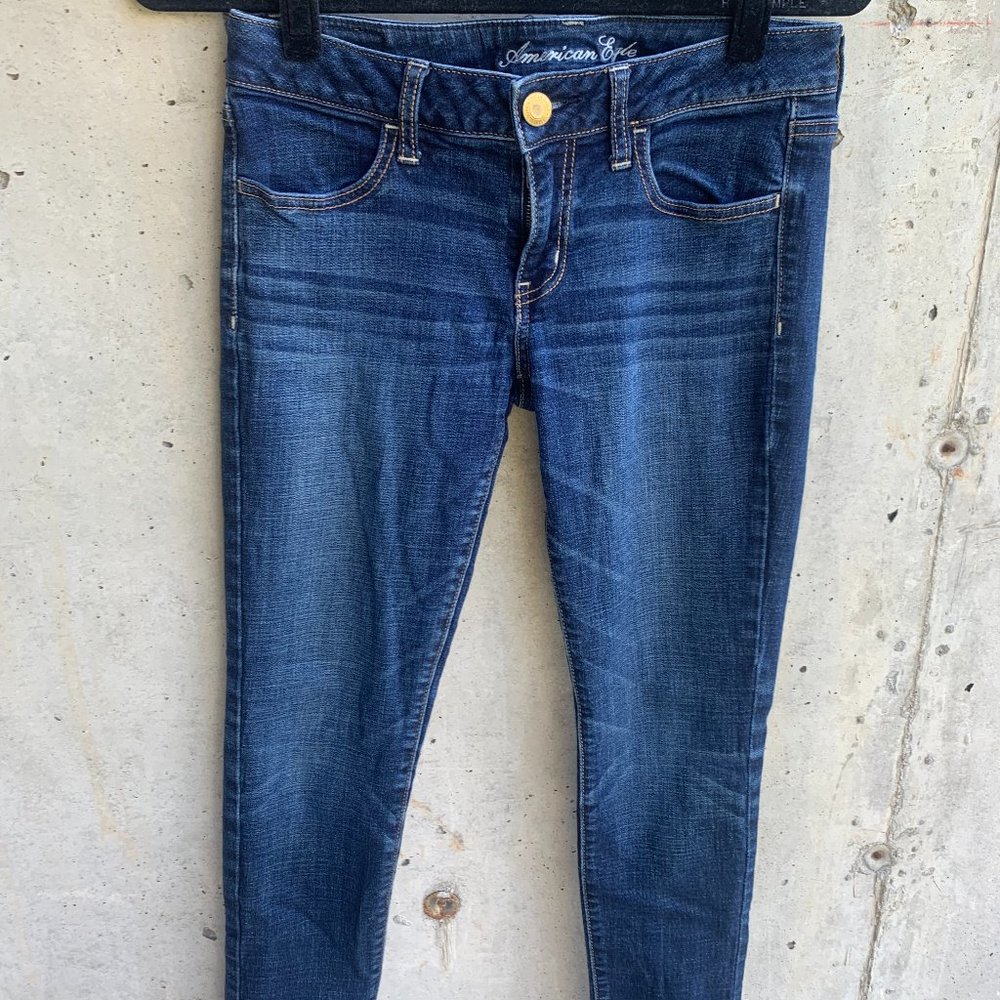 AEO Mid-rise skinny jeans